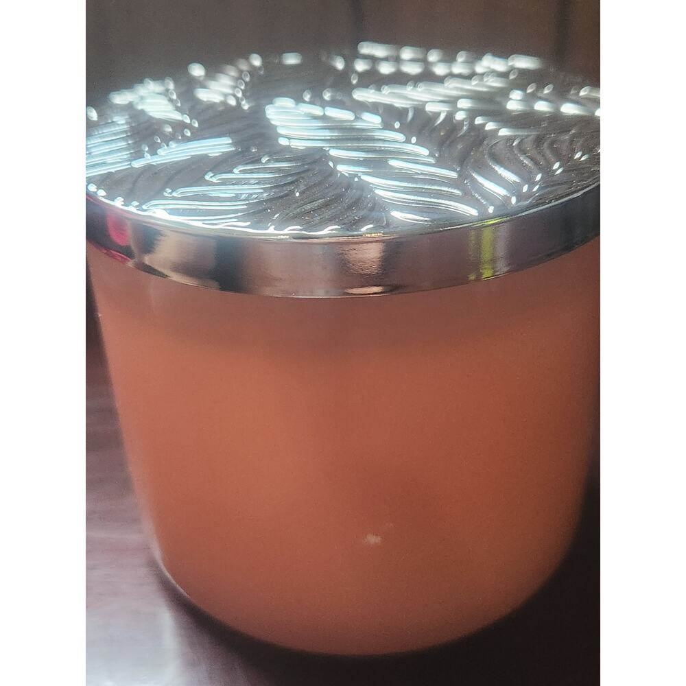 Bath & Body Works Coconut Pina Colada Scented Candle 14.5oz - Picture 2 of 6